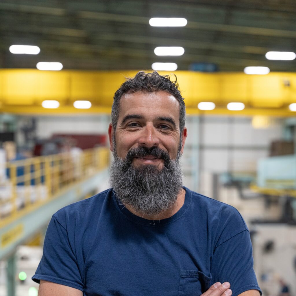 Dennis Bravo, Foreman